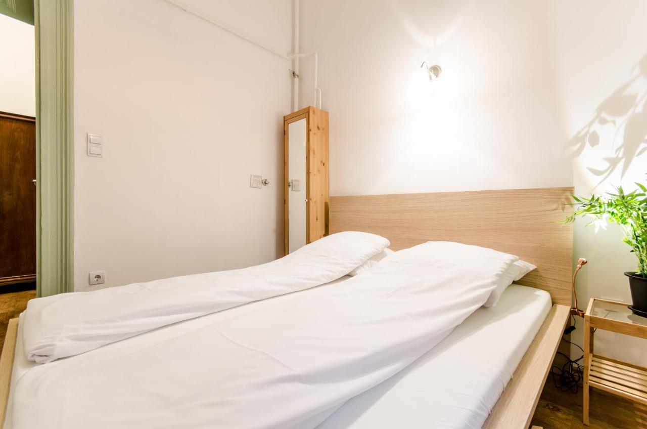 B63 2 Bedroom Apartment In Heart Of City Budapest Esterno foto